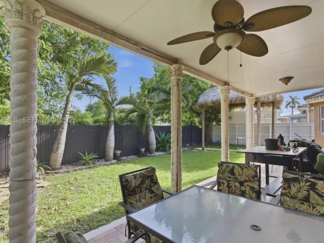 3-bedroom home for sale in Miami - 14640 SW 176th Ter - MondialRealty