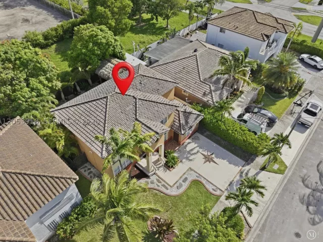 3-bedroom home for sale in Miami - 14640 SW 176th Ter - MondialRealty