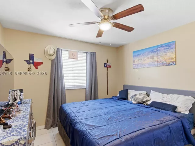3-bedroom home for sale in Miami - 14640 SW 176th Ter - MondialRealty