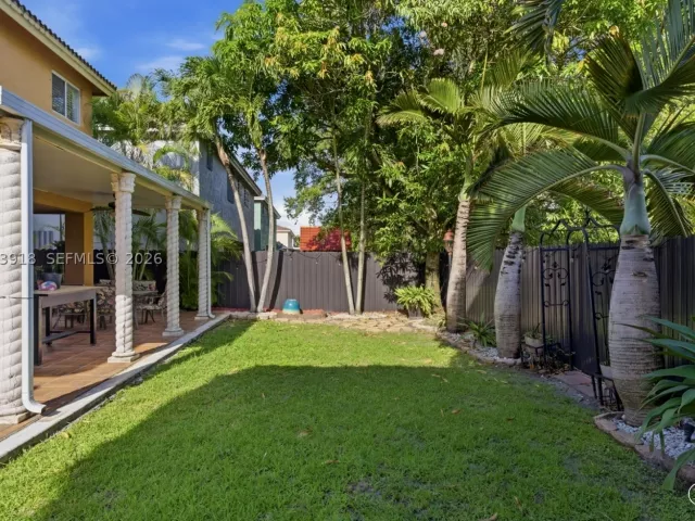 3-bedroom home for sale in Miami - 14640 SW 176th Ter - MondialRealty