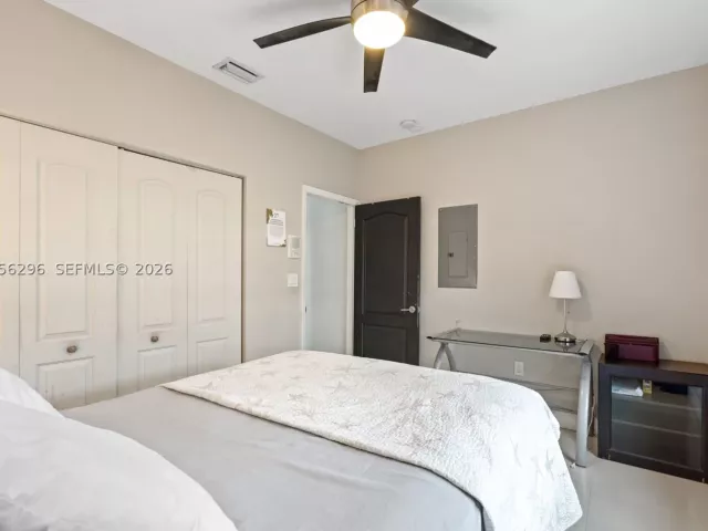 5-bedroom home for rent in Miami - 3654 SW 150th Ct - MondialRealty