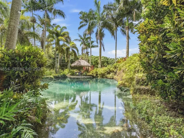 3-bedroom home for sale in Homestead - 24280 SW 182nd Ave - MondialRealty