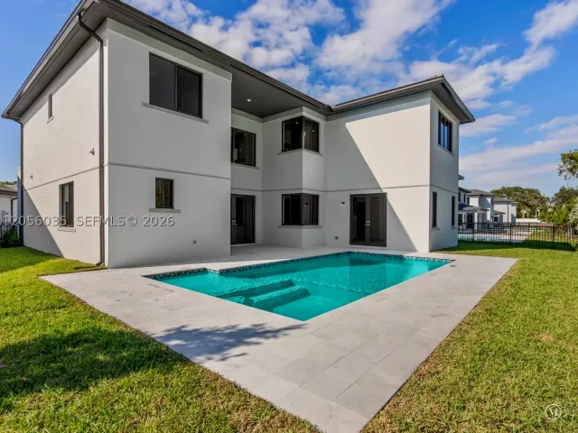 5-bedroom home for sale in Miami - 19701 NE 16 PL - MondialRealty