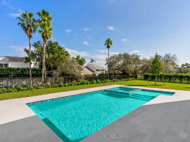 5-bedroom home for sale in Miami - 19701 NE 16 PL - MondialRealty