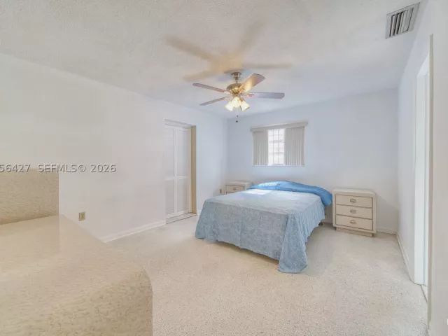 4-bedroom home for sale in Miami - 6335 SW 31st St - MondialRealty