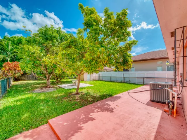 4-bedroom home for sale in Miami - 6335 SW 31st St - MondialRealty