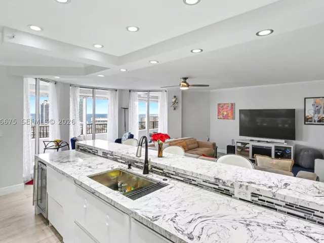 2-bedroom condo for rent in Hallandale Beach - 300 Three Islands Blvd PH3A - MondialRealty