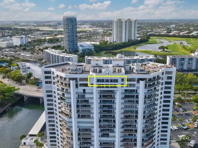 2-bedroom condo for rent in Hallandale Beach - 300 Three Islands Blvd PH3A - MondialRealty