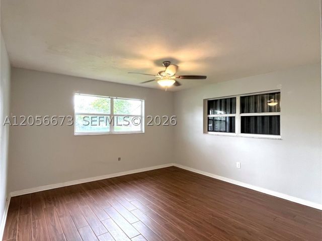 3-bedroom home for sale in Cooper City - 5231 SW 89th Ave - MondialRealty