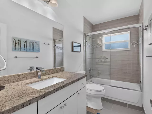 3-bedroom home for rent in Boca Raton - 700 NE 70th Street - MondialRealty
