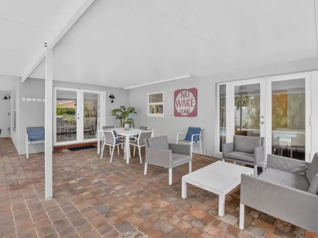 3-bedroom home for rent in Boca Raton - 700 NE 70th Street - MondialRealty