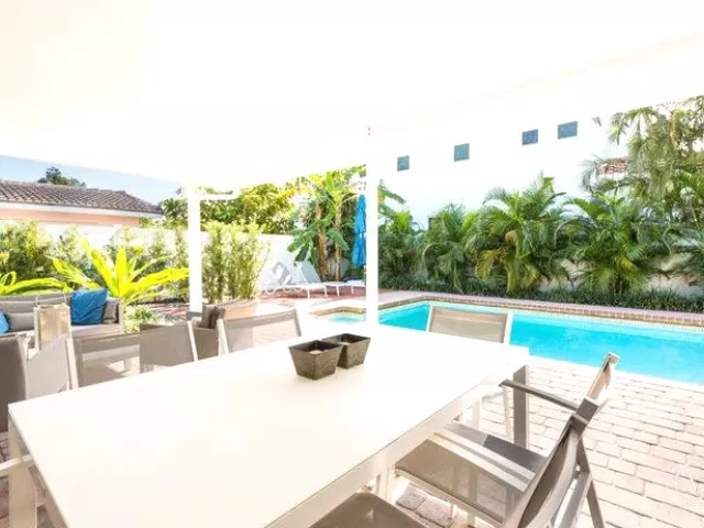 3-bedroom home for rent in Boca Raton - 700 NE 70th Street - MondialRealty
