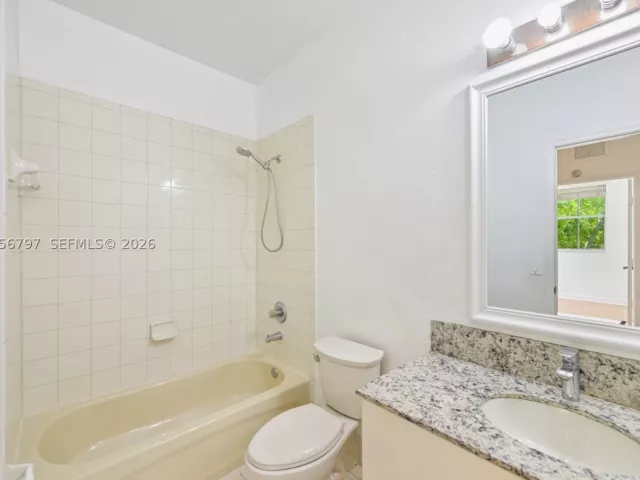 3-bedroom home for rent in Doral - 8188 NW 108th Pl - - MondialRealty
