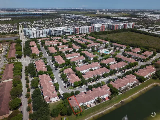 3-bedroom home for rent in Doral - 8188 NW 108th Pl - - MondialRealty