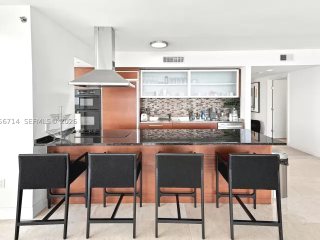 3-bedroom condo for rent in Hallandale Beach - 1850 S Ocean Dr 2204 - MondialRealty