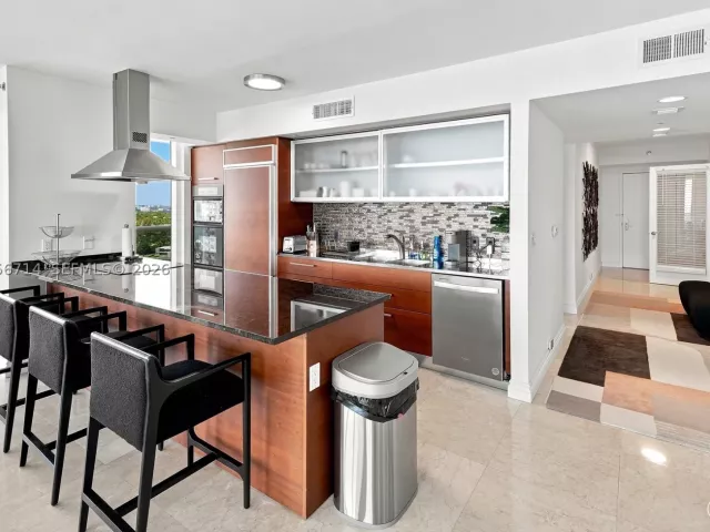 3-bedroom condo for rent in Hallandale Beach - 1850 S Ocean Dr 2204 - MondialRealty
