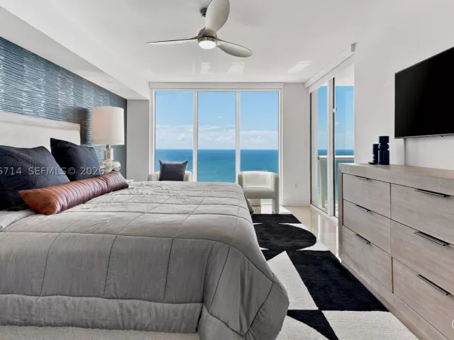 3-bedroom condo for rent in Hallandale Beach - 1850 S Ocean Dr 2204 - MondialRealty