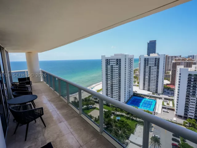 3-bedroom condo for rent in Hallandale Beach - 1850 S Ocean Dr 2204 - MondialRealty