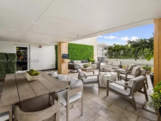3-bedroom condo for rent in Hallandale Beach - 1850 S Ocean Dr 2204 - MondialRealty