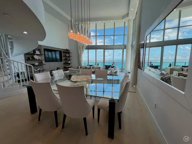 3-bedroom condo for rent in Miami - 1331 Brickell Bay Dr BL-48 - MondialRealty