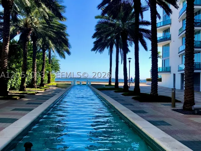 3-bedroom condo for rent in Miami - 1331 Brickell Bay Dr BL-48 - MondialRealty