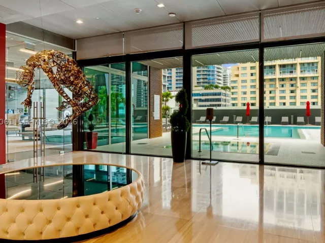 1-bedroom condo for rent in Miami - 1080 Brickell Ave 713 - MondialRealty
