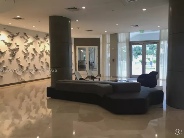 1-bedroom condo for rent in Bal Harbour - 10275 Collins Ave 215 - MondialRealty