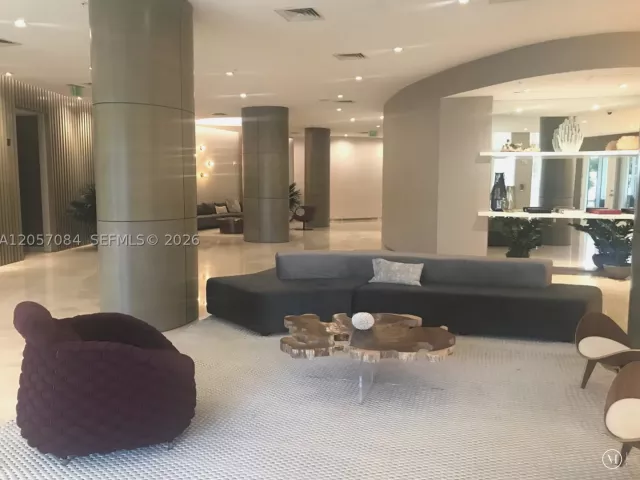 1-bedroom condo for rent in Bal Harbour - 10275 Collins Ave 215 - MondialRealty