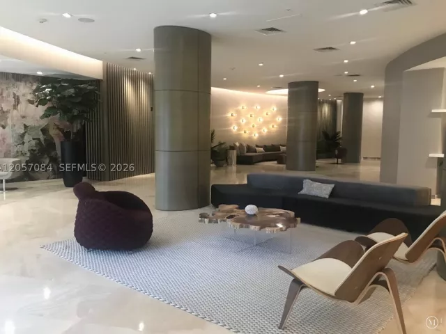 1-bedroom condo for rent in Bal Harbour - 10275 Collins Ave 215 - MondialRealty