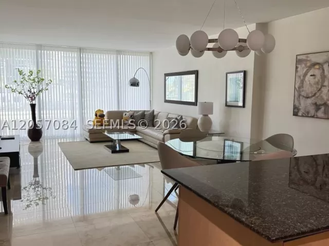 1-bedroom condo for rent in Bal Harbour - 10275 Collins Ave 215 - MondialRealty