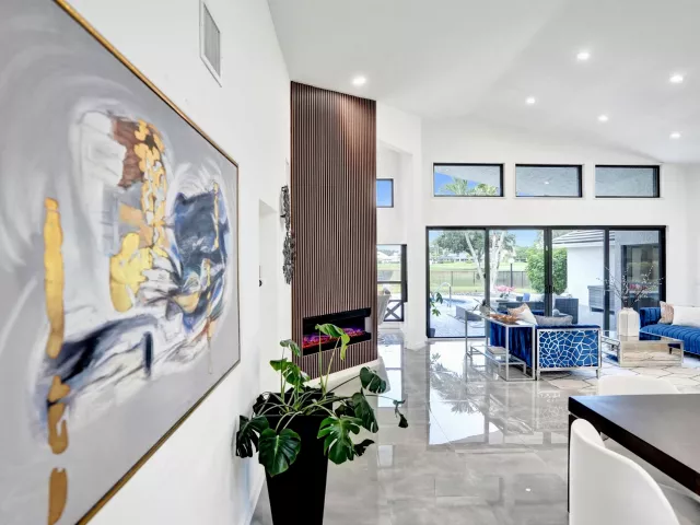 3-bedroom home for sale in Boca Raton - 10875 Boca Woods Lane - MondialRealty