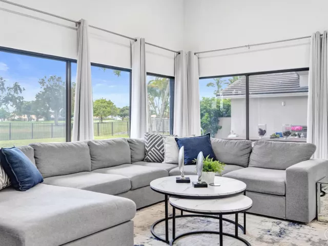 3-bedroom home for sale in Boca Raton - 10875 Boca Woods Lane - MondialRealty