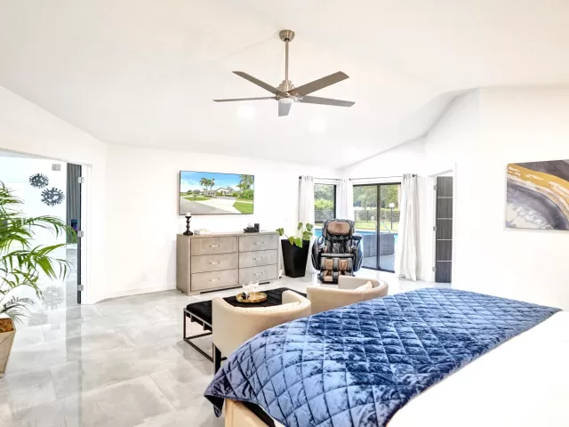 3-bedroom home for sale in Boca Raton - 10875 Boca Woods Lane - MondialRealty