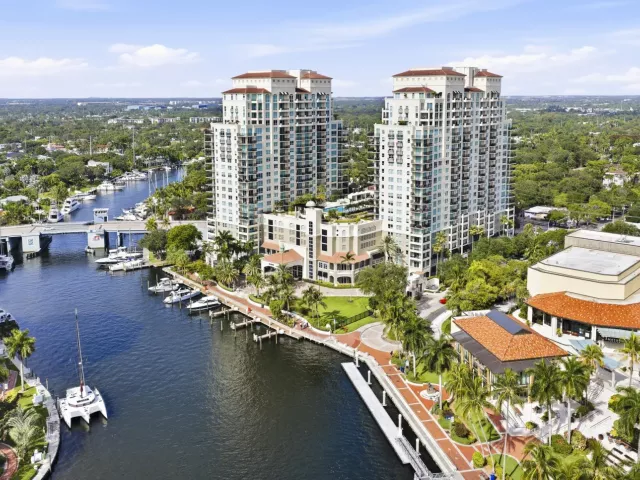 2-bedroom condo for sale in Fort Lauderdale - 610 W LAS OLAS Boulevard 1118N - MondialRealty