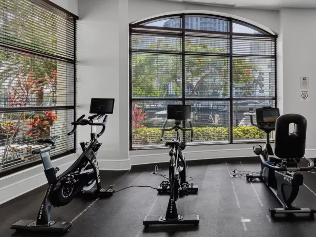 2-bedroom condo for sale in Fort Lauderdale - 610 W LAS OLAS Boulevard 1118N - MondialRealty