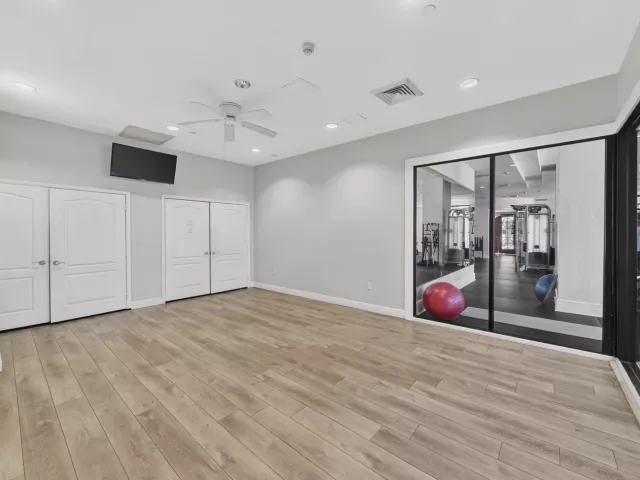 2-bedroom condo for sale in Fort Lauderdale - 610 W LAS OLAS Boulevard 1118N - MondialRealty