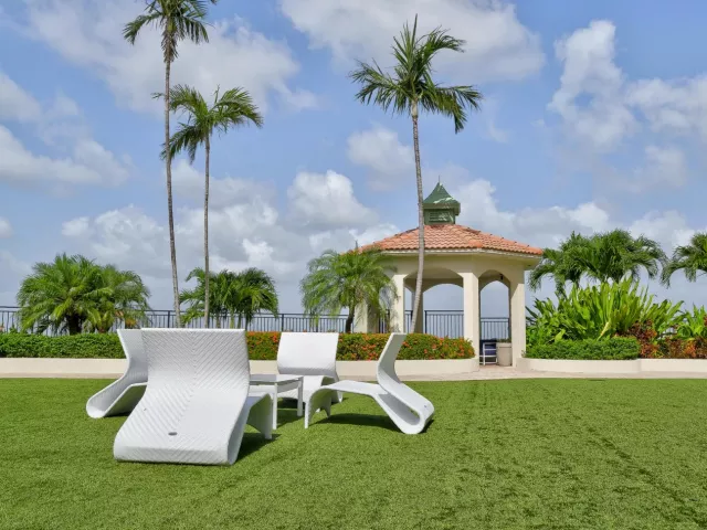 2-bedroom condo for sale in Fort Lauderdale - 610 W LAS OLAS Boulevard 1118N - MondialRealty