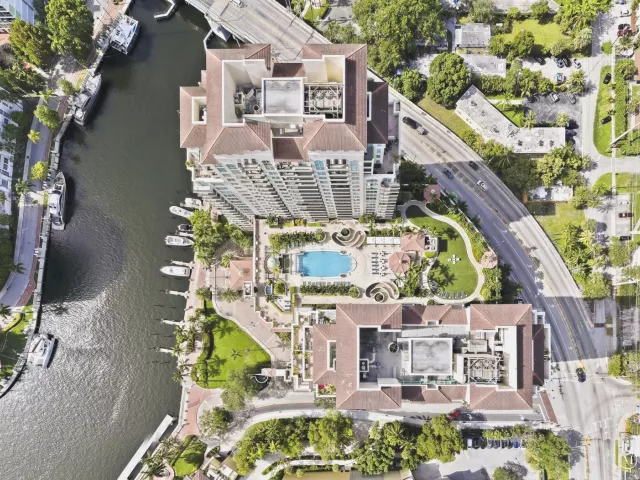 2-bedroom condo for sale in Fort Lauderdale - 610 W LAS OLAS Boulevard 1118N - MondialRealty