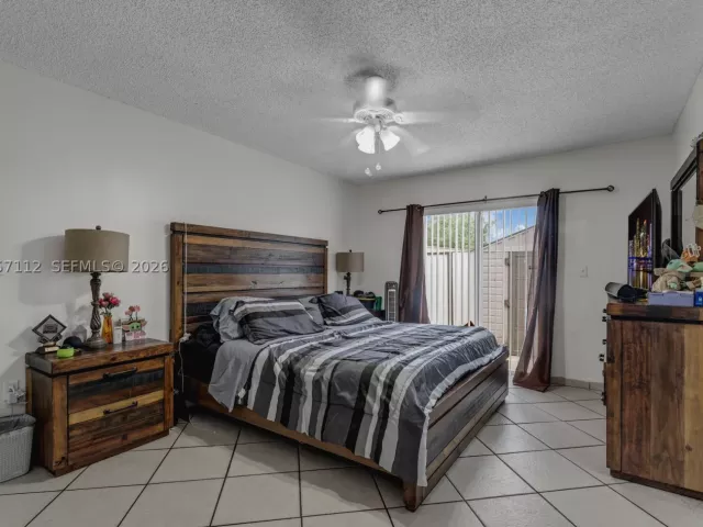 4-bedroom home for sale in Miami - 14316 SW 159th Ter - MondialRealty