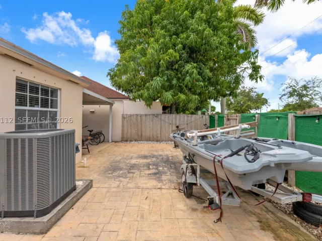 4-bedroom home for sale in Miami - 14316 SW 159th Ter - MondialRealty