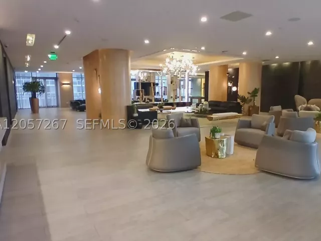 1-bedroom condo for rent in Miami - 488 NE 18th St 1203 - MondialRealty