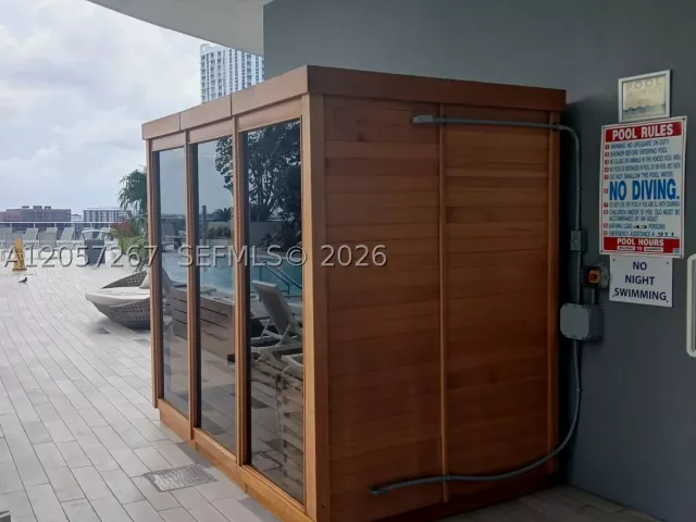 1-bedroom condo for rent in Miami - 488 NE 18th St 1203 - MondialRealty