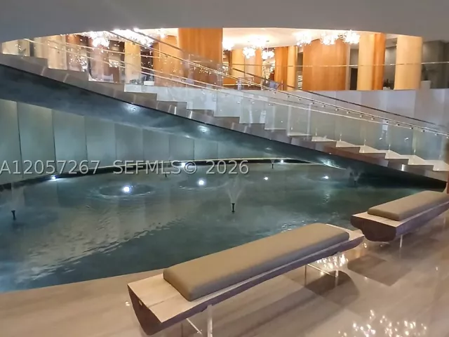 1-bedroom condo for rent in Miami - 488 NE 18th St 1203 - MondialRealty