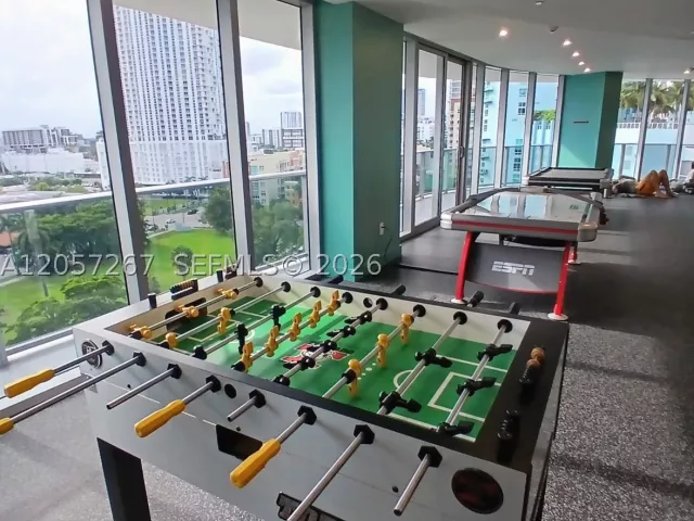 1-bedroom condo for rent in Miami - 488 NE 18th St 1203 - MondialRealty