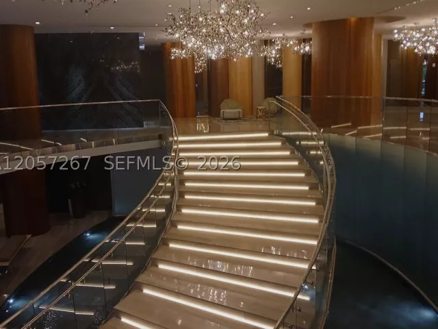 1-bedroom condo for rent in Miami - 488 NE 18th St 1203 - MondialRealty