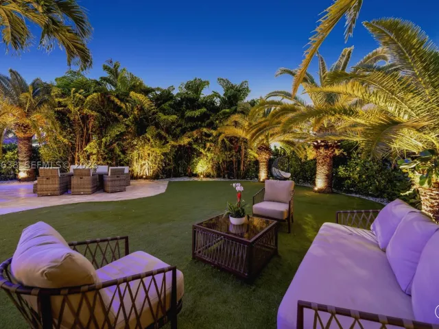 3-bedroom home for rent in Miami - 1800 SW 5th Ave n/a - MondialRealty