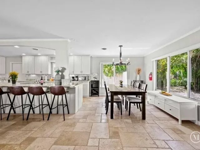 3-bedroom home for rent in Wilton Manors - 332 NW 26TH Court - MondialRealty