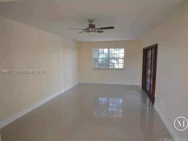 4-bedroom home for sale in Miami - 8441 SW 32nd Ter - MondialRealty
