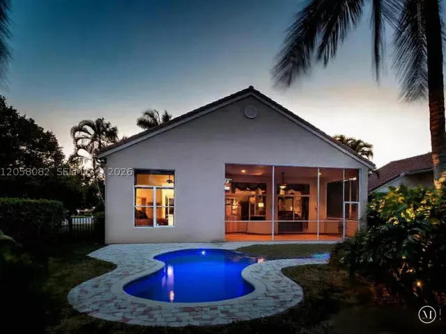 3-bedroom home for sale in West Palm Beach - 8155 Cypress Point Rd - MondialRealty