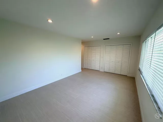 3-bedroom home for sale in Pompano Beach - 2648 NE 9TH Street - MondialRealty